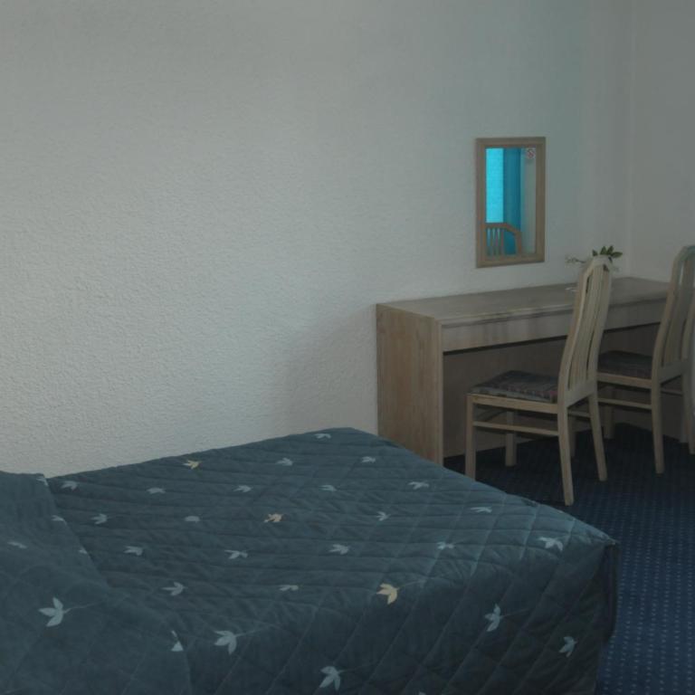 Hôtel de La Poste - Chambre Double Supérieure - 4