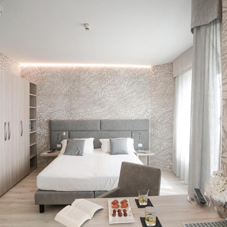 Sole Mare - Camera Familiare con Balcone e Vista Mare (2 Adulti + 2 Bambini) - 10