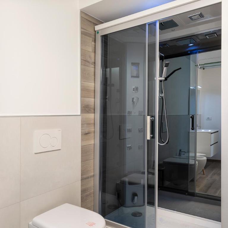 Skylake Penthouse by Impero House - Two-Bedroom Apartment - 21