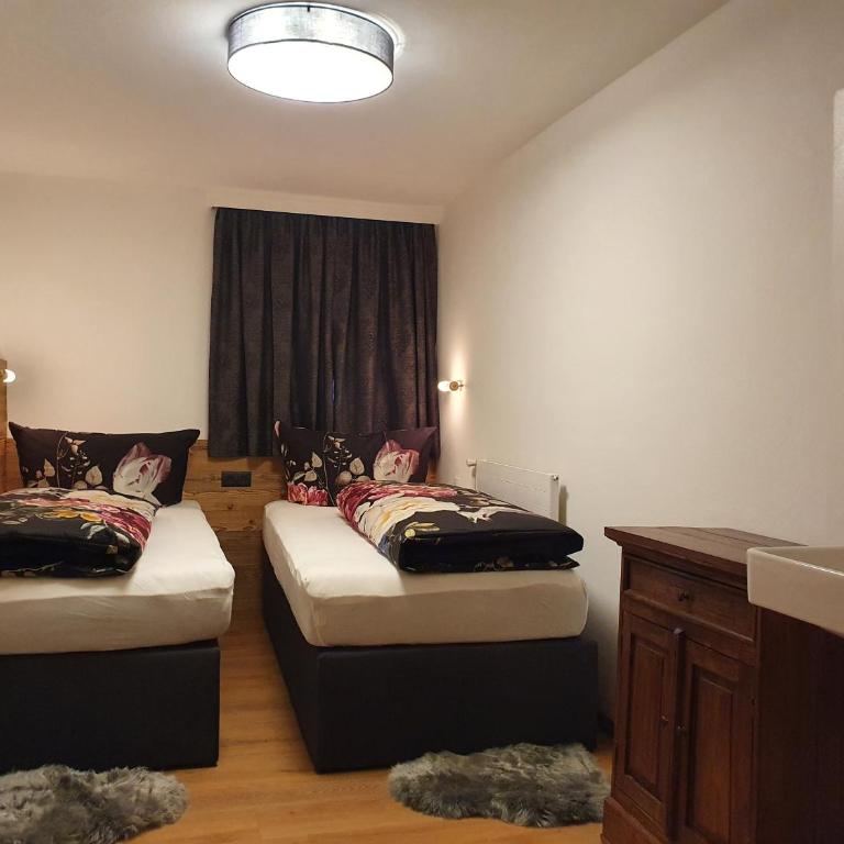 LANDHAUS DORNAU Apartments - Two-Bedroom Apartment - 3
