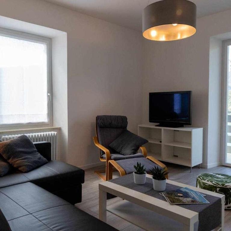 Numero 53 Tenna OSPITAR - Apartamento con vistas al lago - 5