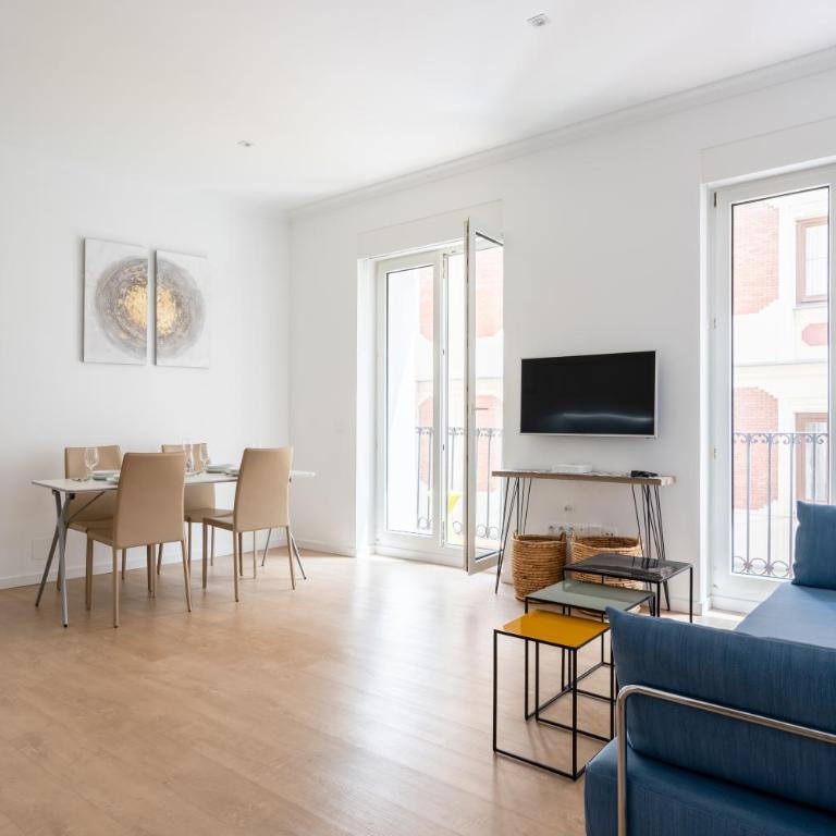 Charming Plaza de Callao - Deluxe Apartment - 2