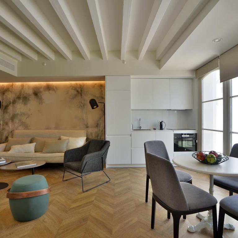 Plaza Mina Suites - Adults Recommended by Luxury Suites Cadiz - Ático Deluxe - 2