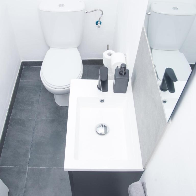 Sweet Stays - Habitación Doble con baño compartido - 9