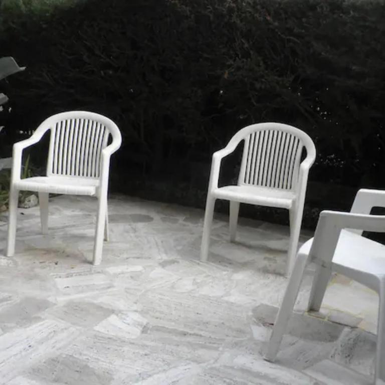 NICE FLAT WITH GARDENS Limites cannes juste 10 MNS CROISETT - Appartement 1 Chambre - 32