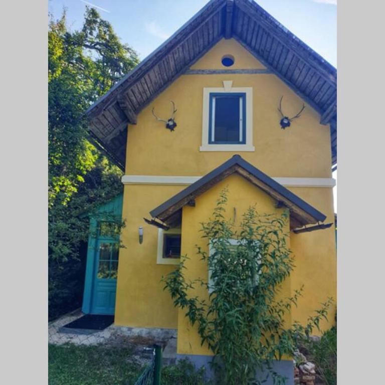 Alte Villa 400m2 Seegrund nur für euch - old villa with 400m2 beach just for you - Villa - 30