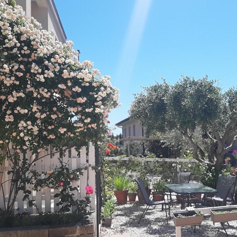 Villa Marianna Garda Lake - One-Bedroom Apartment - 11