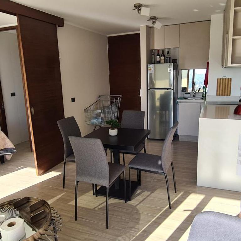 Frente del metro - One-Bedroom Apartment - 2