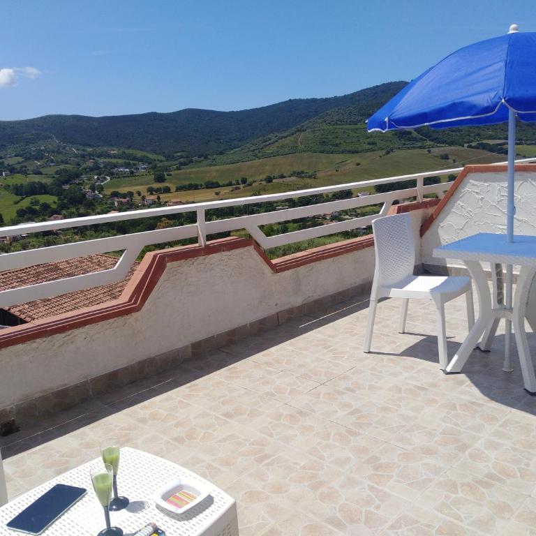 Villa Milena - Camera Matrimoniale Deluxe con Balcone e Vista Mare - 8