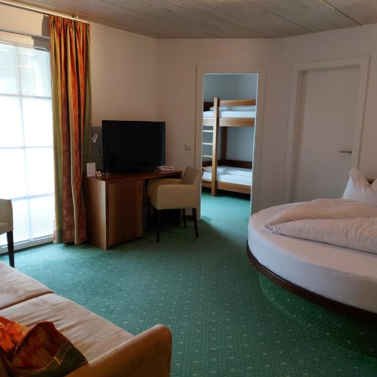Hotel Stroblerhof - Junior Suite with Loggia - 1