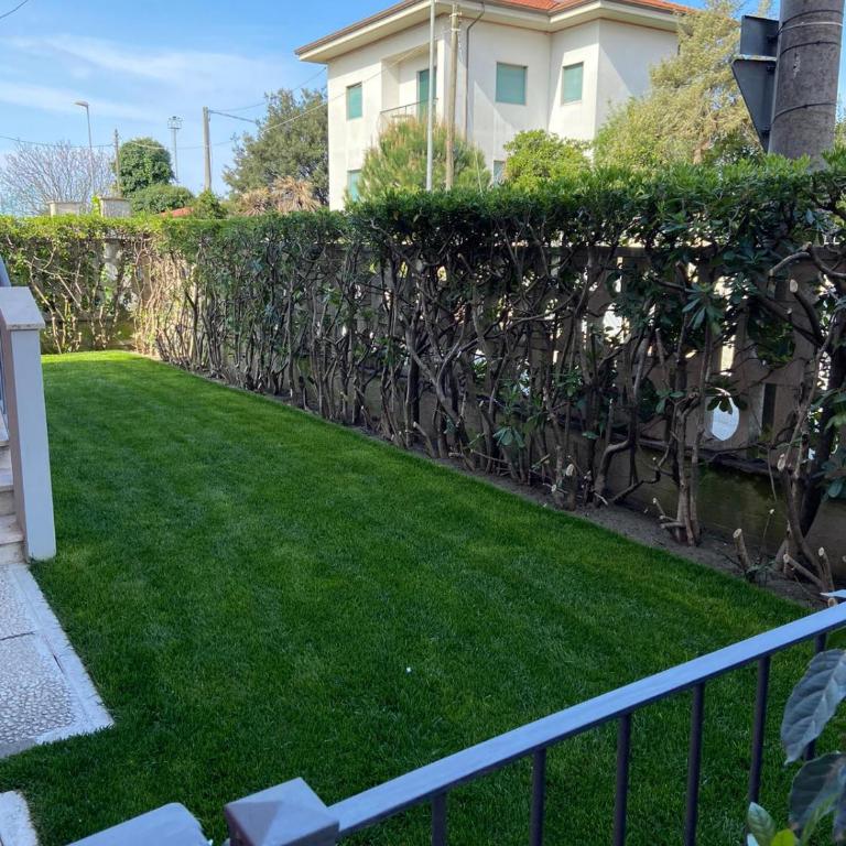 Appartamento rinnovato, con giardino e parcheggio, a 100 mt dal mare - Apartment - 12