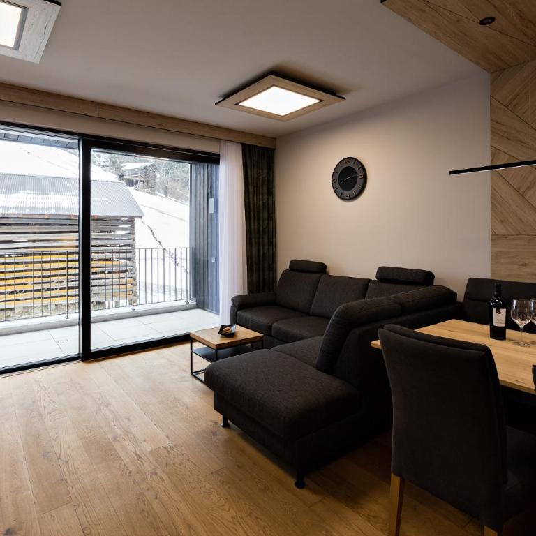 Moderne Wohnung mit einer wunderschönen Aussicht in der Residenz Silvretta, inkl Silvretta Card Premium - Apartment mit Blick auf die Berge - 10