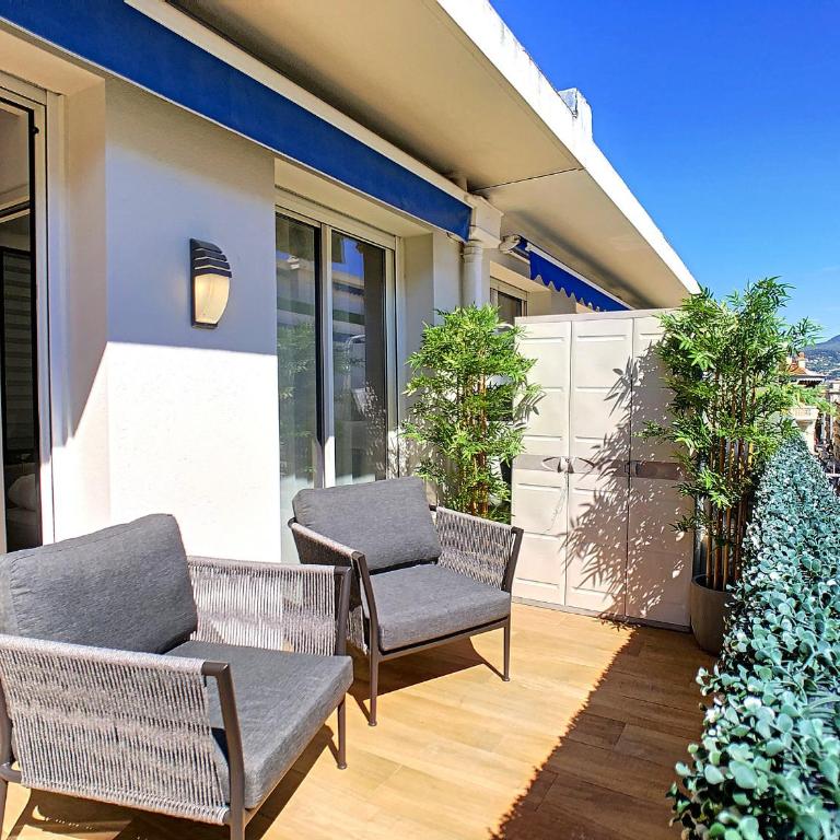 Nestor&Jeeves - REINE MARIE TERRASSE - Central - Very close sea - Top floor - Apartment with Terrace - 19