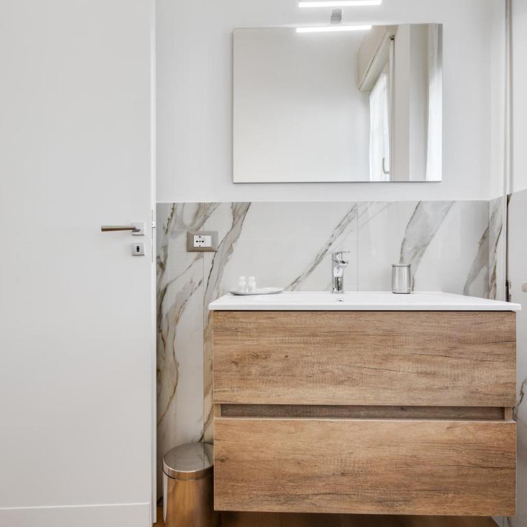 GuestHost - Residenza dei Poeti - Roomy and Modern Flat - Appartamento con 3 Camere da Letto - 16