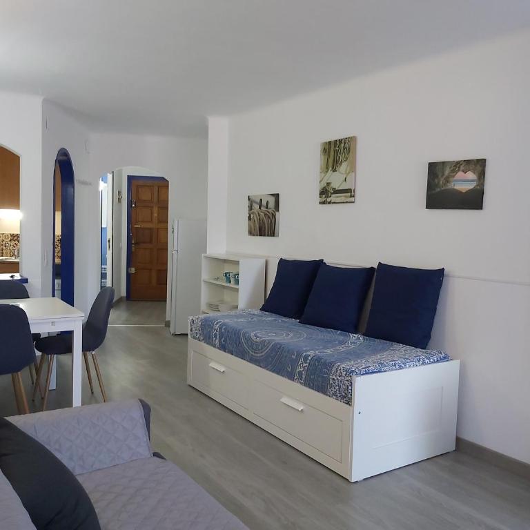 BAHIA III 112 EmpuriaRent - Estudio con terraza - 11