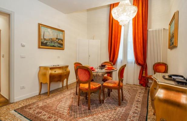 LUXURY APARTMENT San Marco Experience - Two-Bedroom Apartment - 11