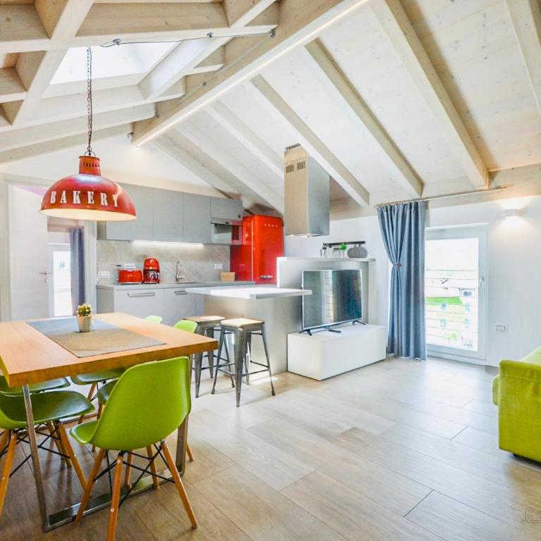 Casa Tosca - Holiday Home - Penthouse-Apartment - 1