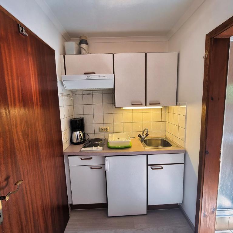 Gästehaus auf der Höhe - Apartment mit Balkon - 7