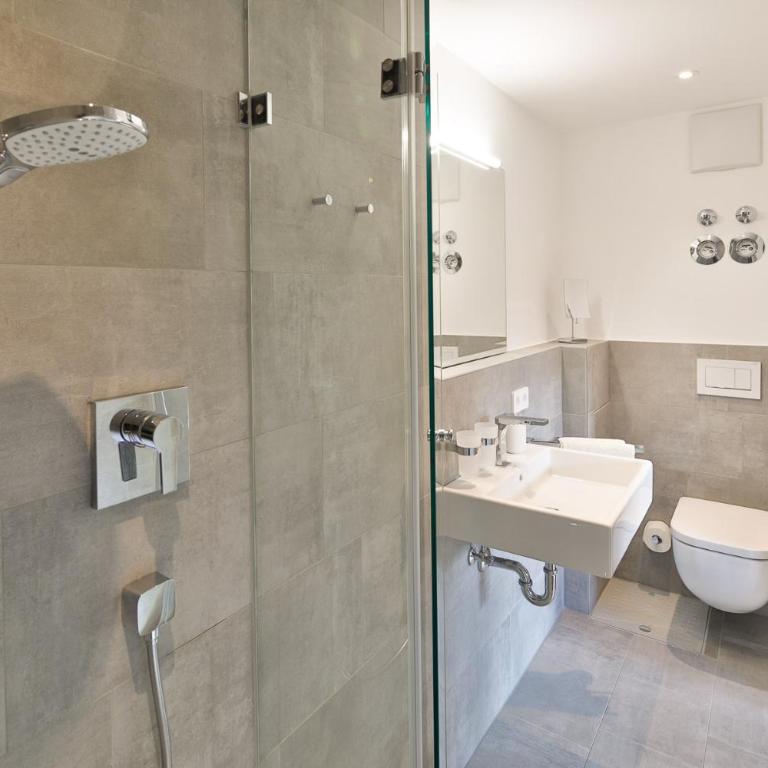 "Landhaus Panorama" - Luxuriöse Ferienwohnungen in bester Lage für gehobene Ansprüche - Apartment mit Terrasse - 2