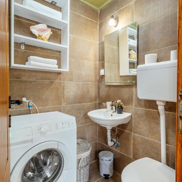 Apartman Glicinija - Apartment with Sea View - 25