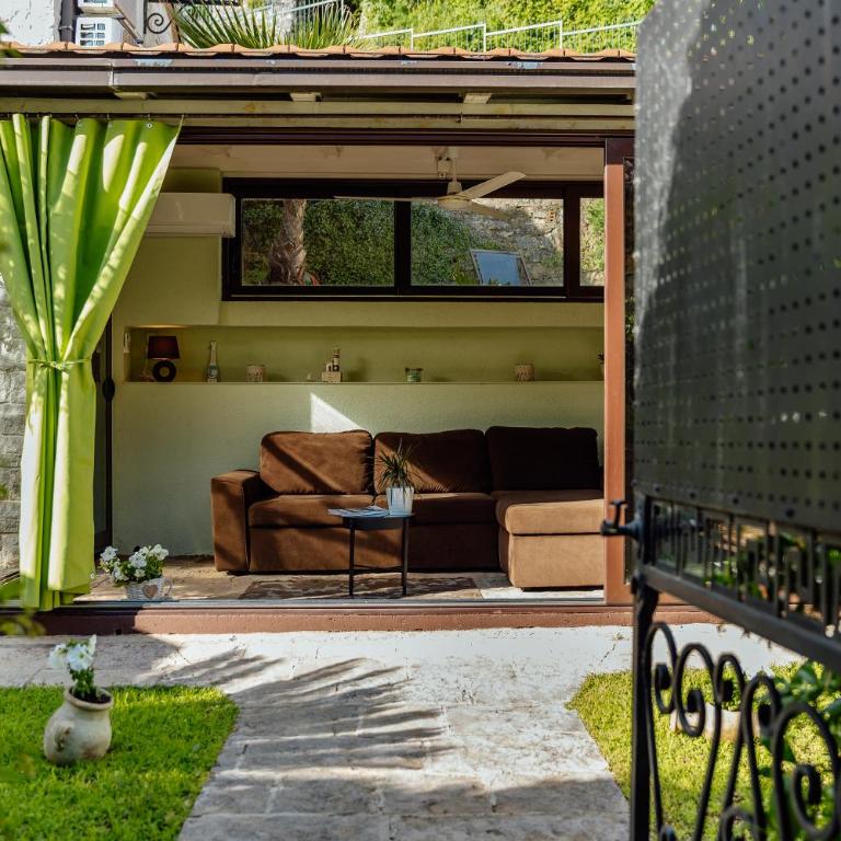 Apartman Glicinija - Apartment with Sea View - 10