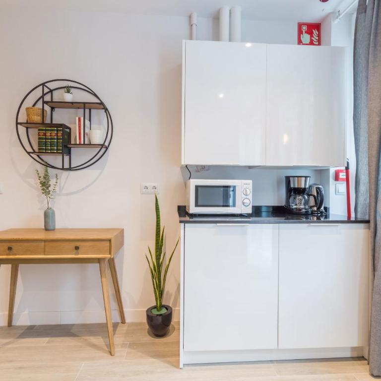 Avenida America en Madrid Capital - One-Bedroom Apartment II - 3