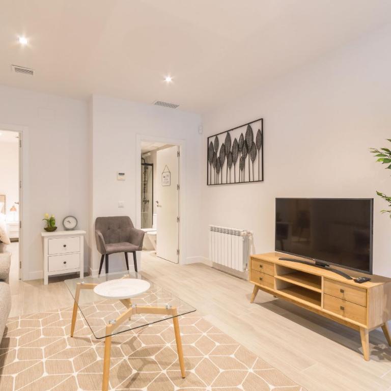 Avenida America en Madrid Capital - One-Bedroom Apartment II - 6