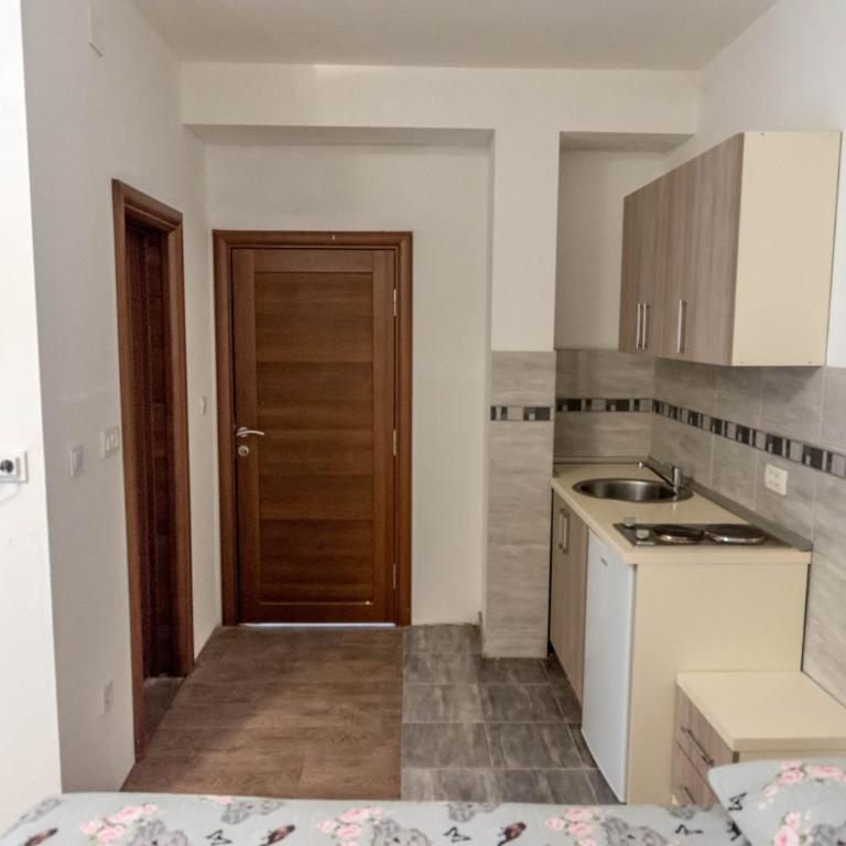 Apartments Elena - Apartment - 3