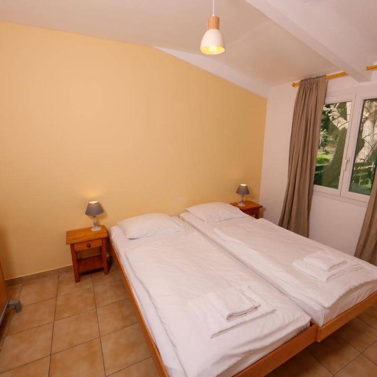 Feriendorf zum störrischen Esel - Bungalow - 4