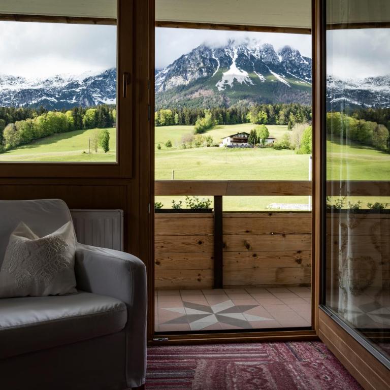 Landhotel Föhrenhof Ellmau - Doppelzimmer mit Bergblick - Hauptgebäude - 8