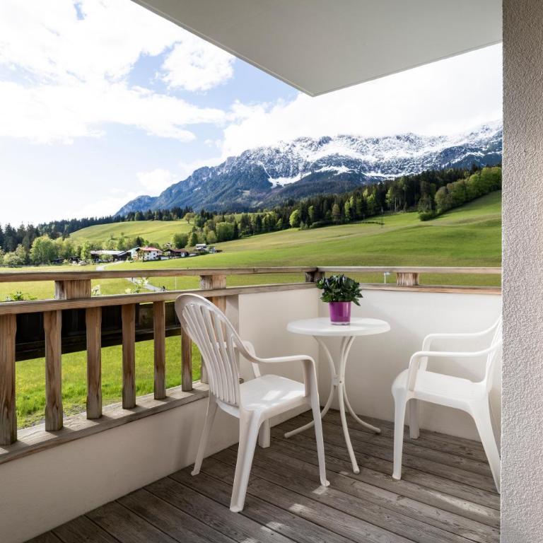 Landhotel Föhrenhof Ellmau - Doppelzimmer mit Bergblick - Hauptgebäude - 9