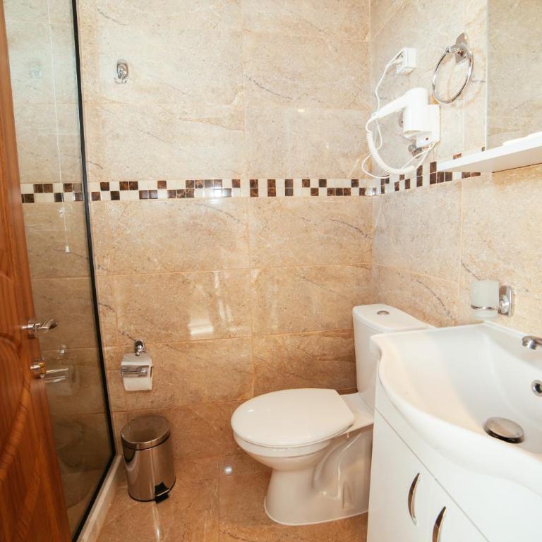 Apartments Fati - Deluks Dvokrevetna Soba sa Bračnim Krevetom - 3