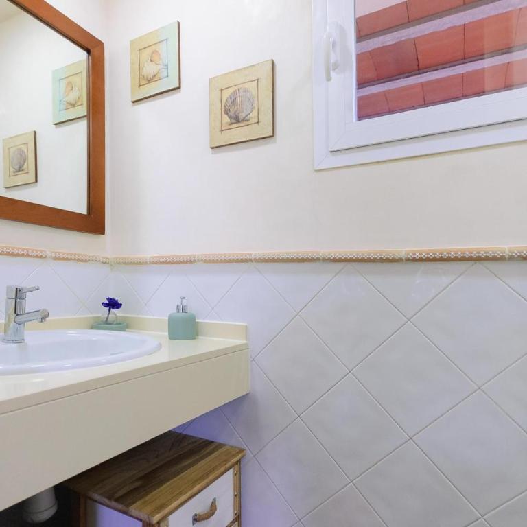 LETS HOLIDAYS Luxury house in cala llevado 2 - Villa de 3 dormitorios - 13
