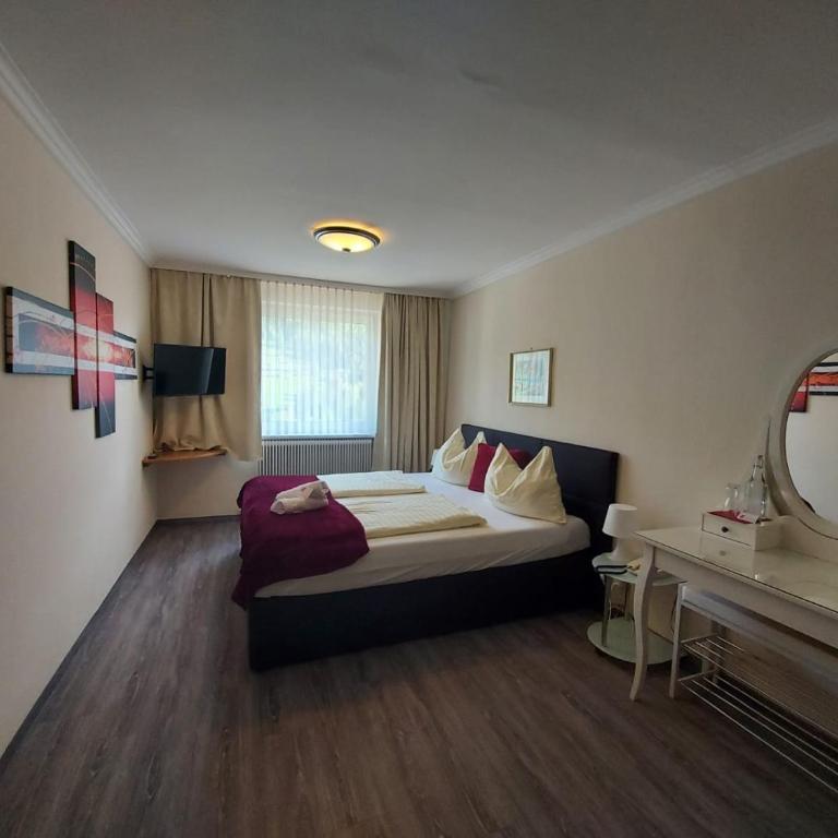 Hotel Kirchenwirt - Doppelzimmer mit Panoramablick - 2