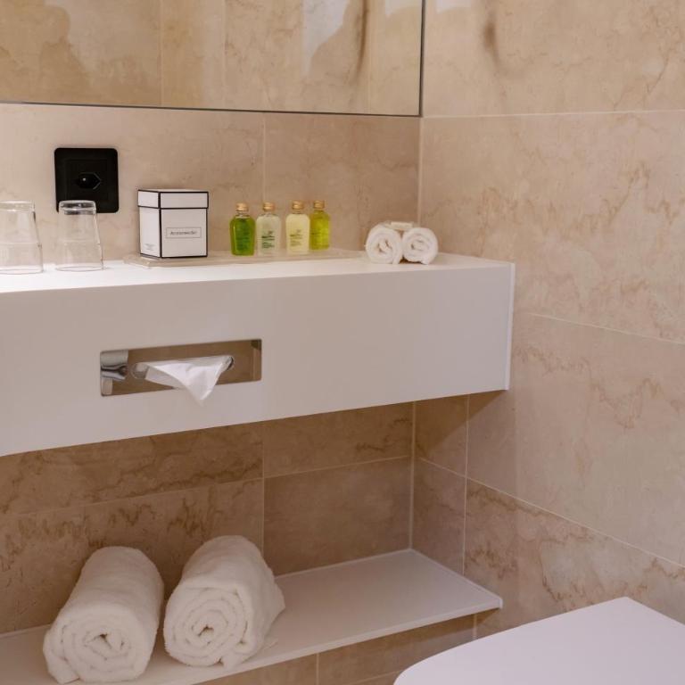 Nash Suites Airport Hotel - Suite Supérieure Lits Jumeaux - 7