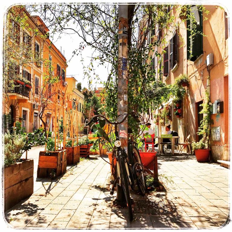 PIGNETO VILLAGE B&B Roma Apartment with Balcony Metro C - Appartamento con Balcone - 36