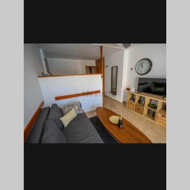 Yumbo Beach Apartment Perfect location free fast WIFI - Apartamento de 1 dormitorio - 24