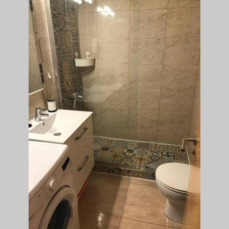 Yumbo Beach Apartment Perfect location free fast WIFI - Apartamento de 1 dormitorio - 40