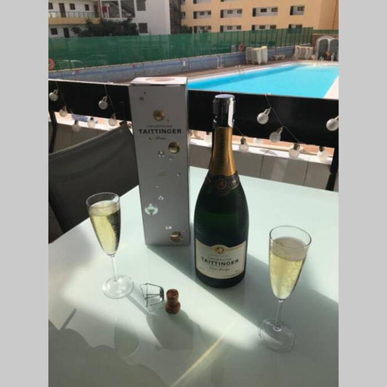 Yumbo Beach Apartment Perfect location free fast WIFI - Apartamento de 1 dormitorio - 52