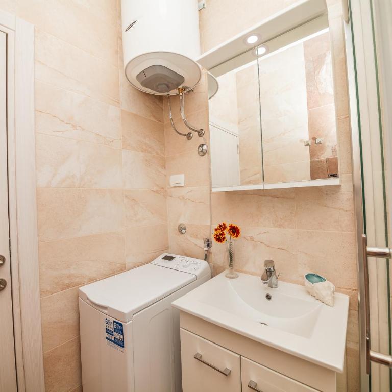 Apartments Ruzmarin - One-Bedroom Apartment - 12