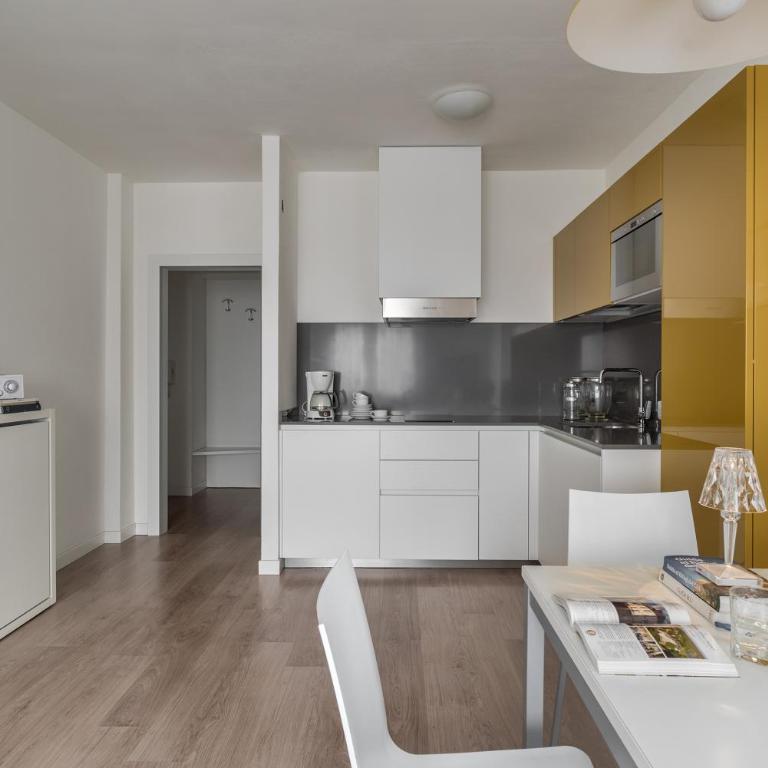 Residence Toblini - Studio with Garden View - 4