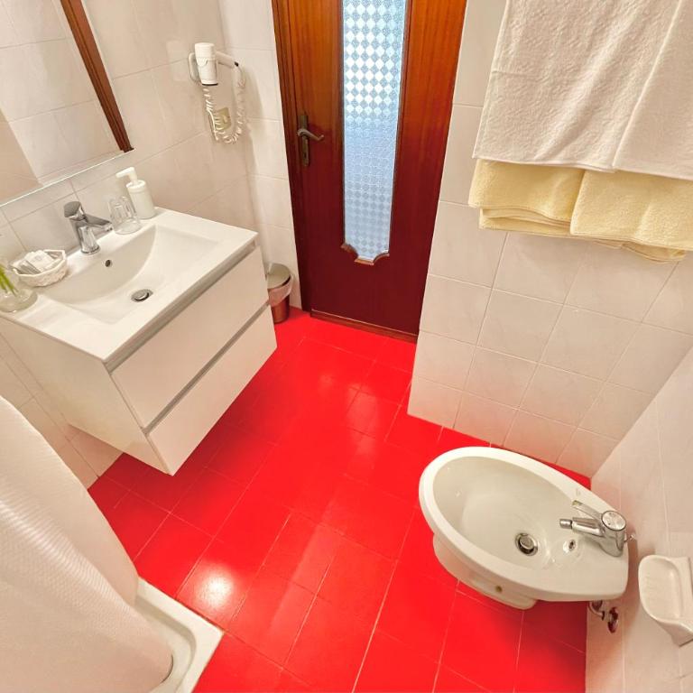 Albergo Vittoria - Camera Matrimoniale Economy - 1
