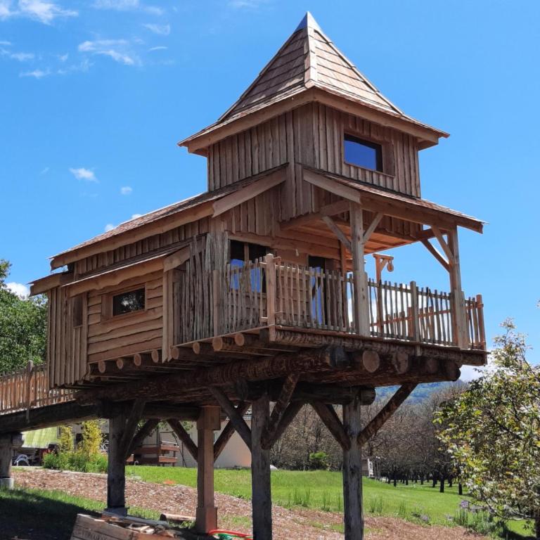 Roulottes au pied du Vercors - Chalet Supérieur - 1