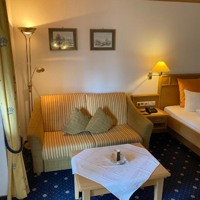Kur- und Ferienhotel Haser - Comfort Einzelzimmer mit Balkon - 14