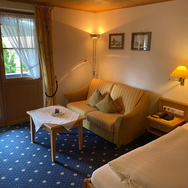 Kur- und Ferienhotel Haser - Comfort Einzelzimmer mit Balkon - 16