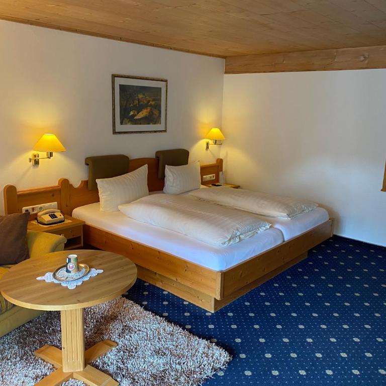 Kur- und Ferienhotel Haser - Comfort Doppelzimmer mit Balkon - 10