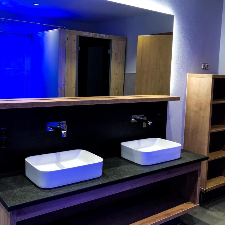 das Luggi Appartements - Apartment mit 2 Schlafzimmern und Dusche - 1