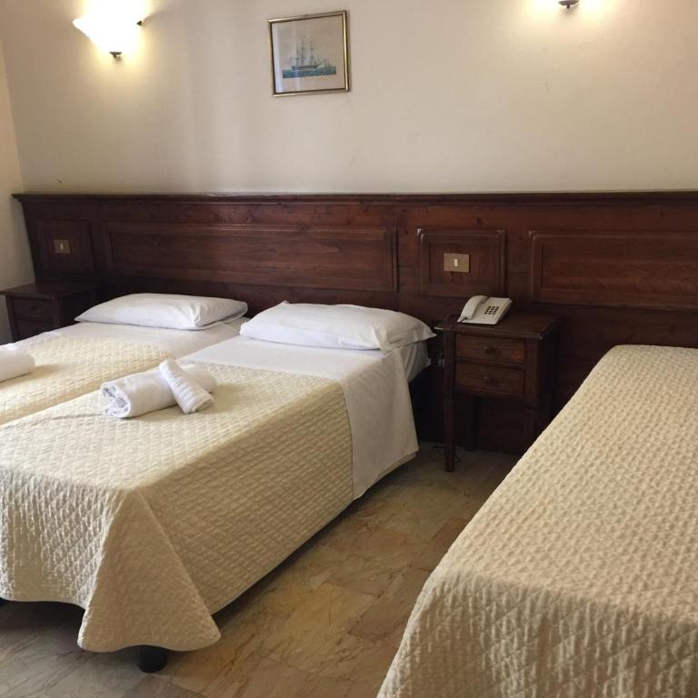 Hotel Le Due Fontane - Camera Tripla Classic - 6