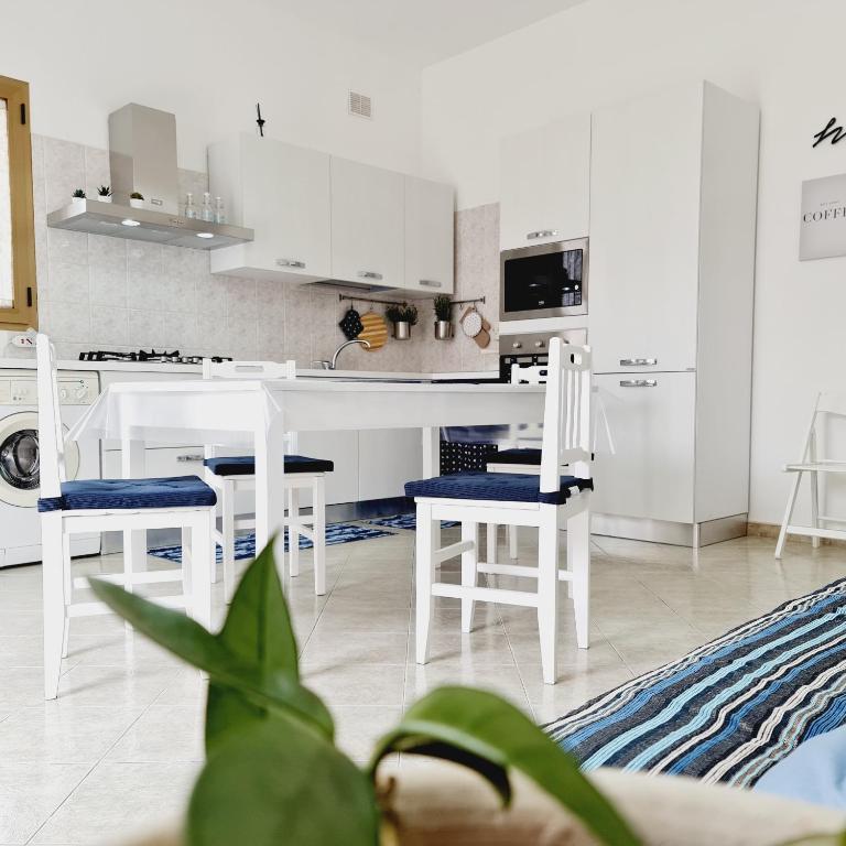 APPARTAMENTO GIOIA - Two-Bedroom Apartment - 11