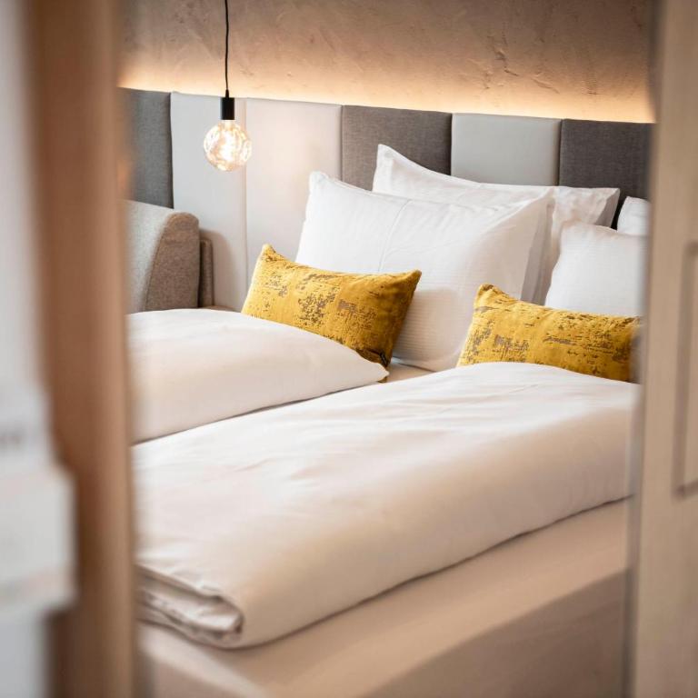 Pippos Mountain Lodge - Double Room with Balcony - 1